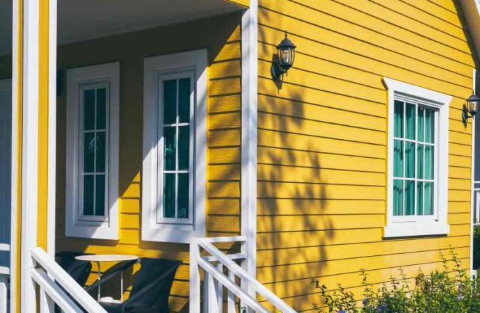 Wybór koloru dla elewacji domu – zobacz inspirujące przykłady elewacji jednorodzinnych.